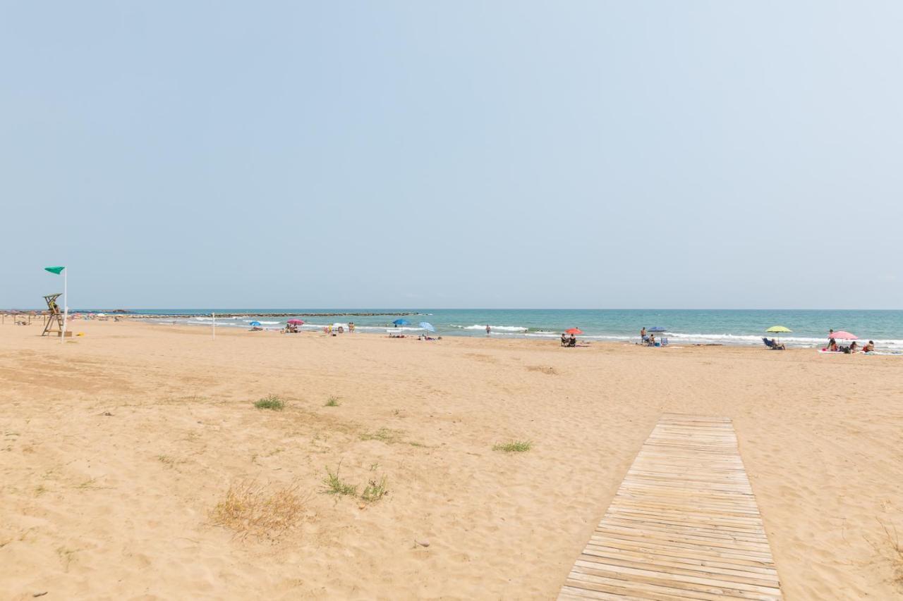Isola Beachside Appartement Valencia